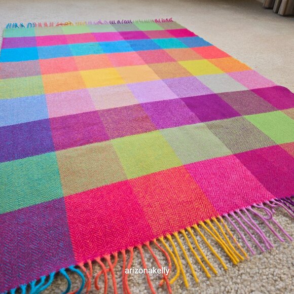 NWT Lambswool Baby Wrap/Scarf/Lap Blanket Herringbone Colorful AVOCA Ireland - Picture 8 of 10